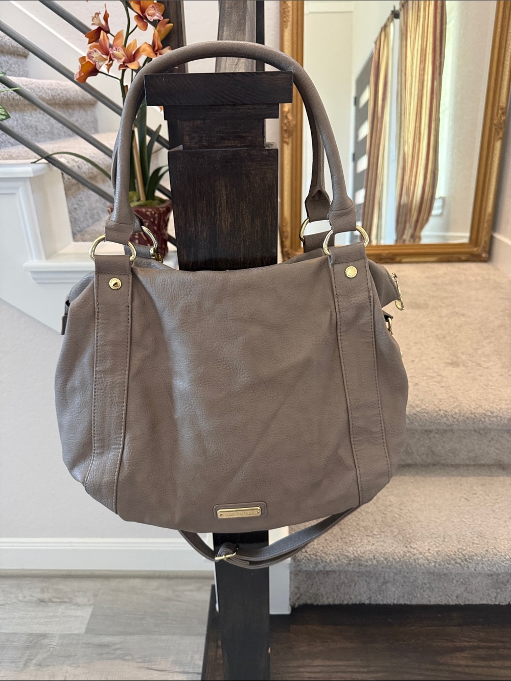 Steve Madden Taupe Leather Shoulder Bag with Gold Hardware